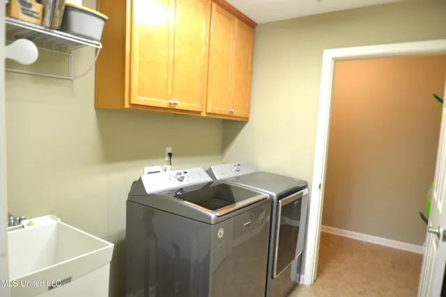 $275,000 | 8710 Parkview Oaks Circle, Olive Branch, MS 38654