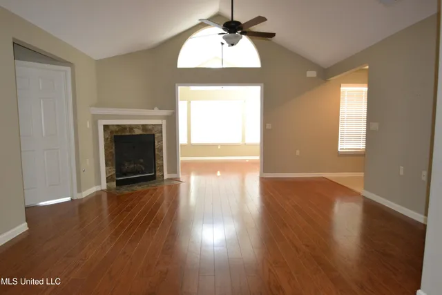 $275,000 | 8710 Parkview Oaks Circle, Olive Branch, MS 38654