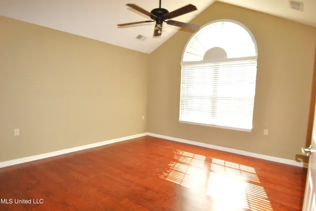 $295,000 | 8710 Parkview Oaks Circle, Olive Branch, MS 38654