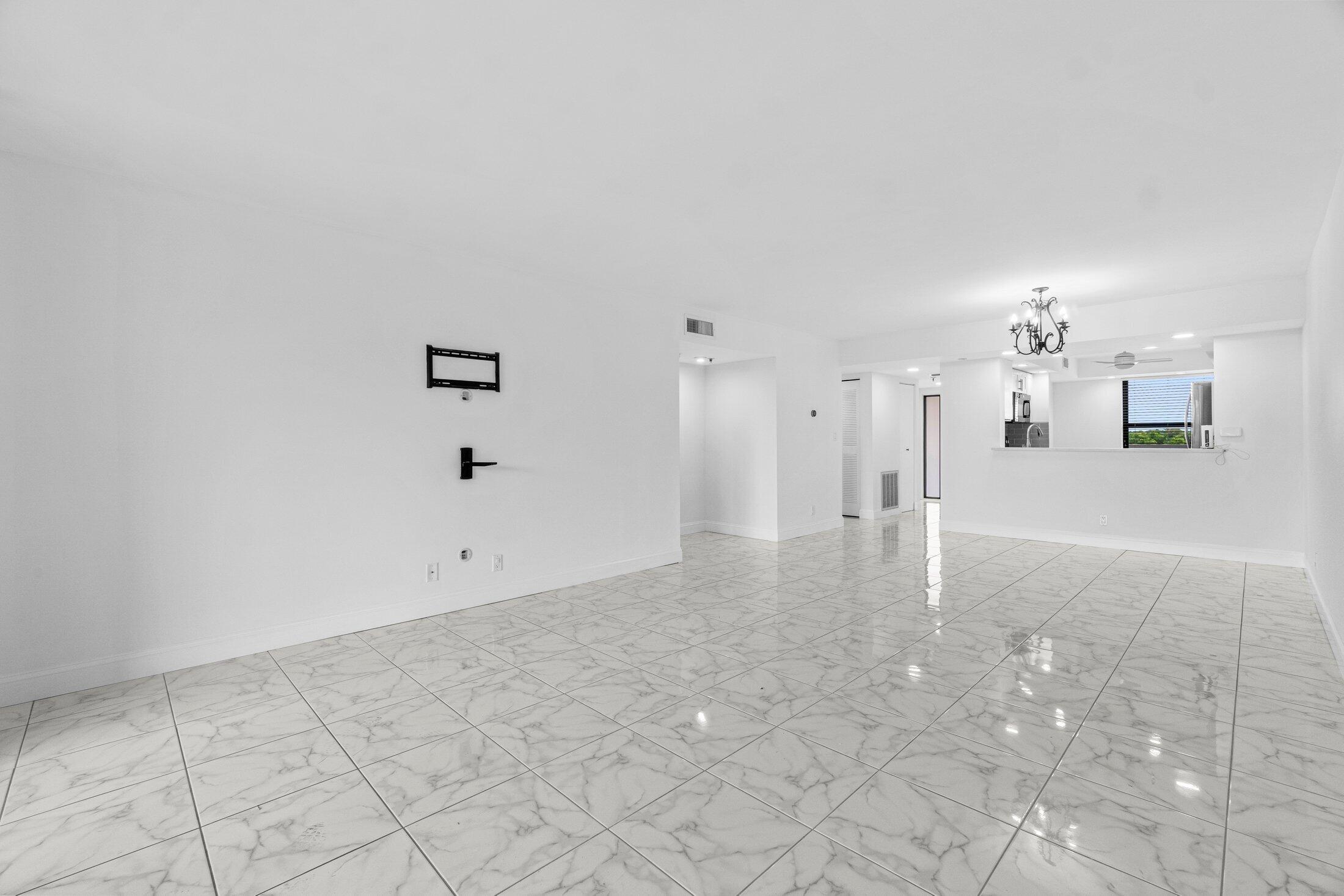 6562 Boca Del Mar Drive, Unit 527 Boca Raton, FL 33433 - Photo 12 of 38 a view of a big room