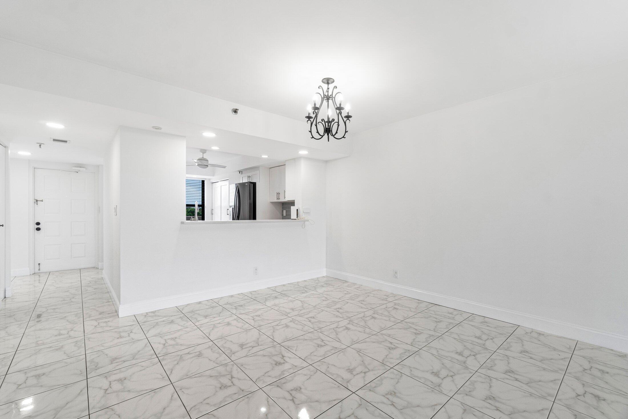6562 Boca Del Mar Drive, Unit 527 Boca Raton, FL 33433 - Photo 10 of 38 a view of a kitchen with kitchen
