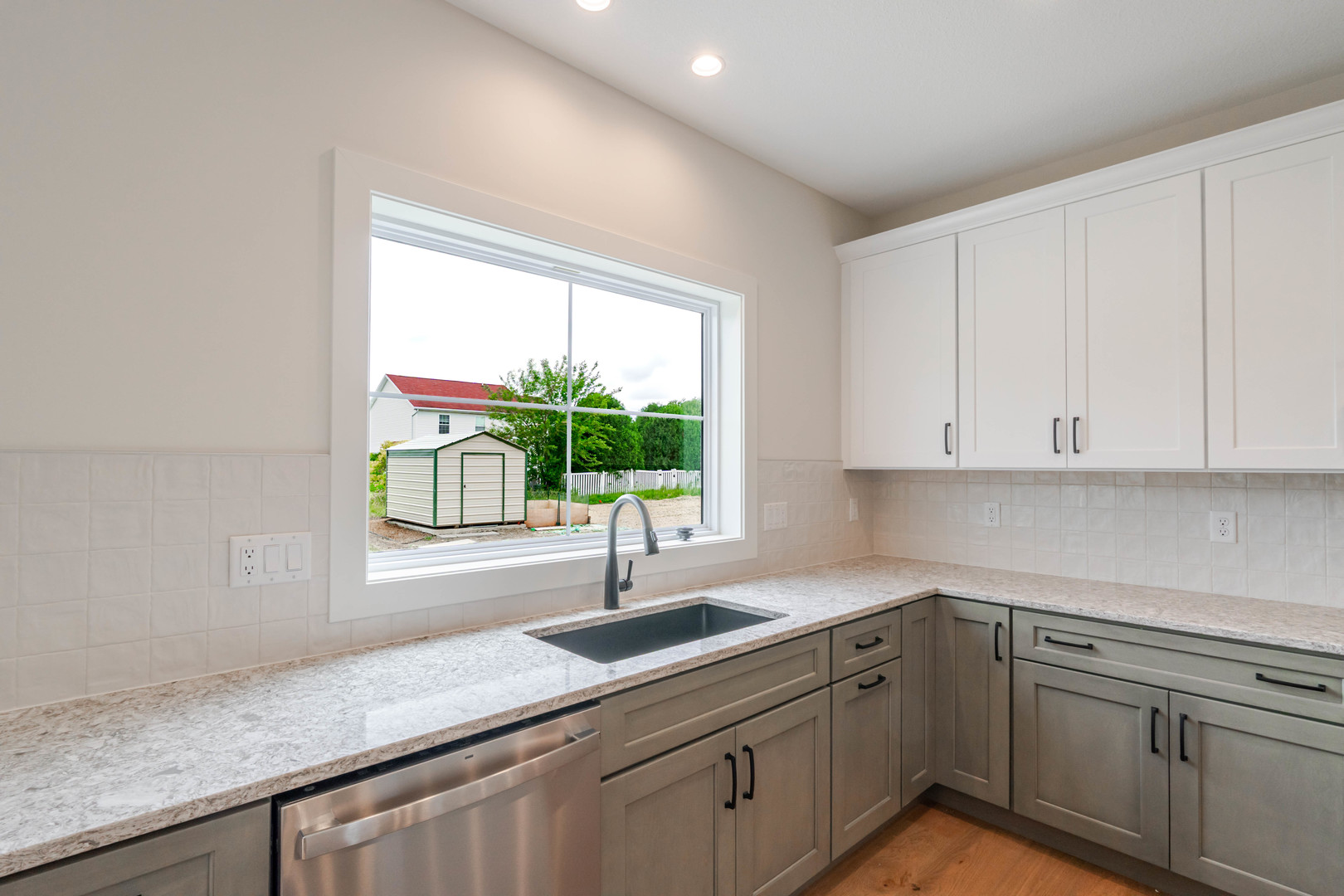 1304 Woodbine Road Bloomington, IL 61704 - Photo 11 of 49