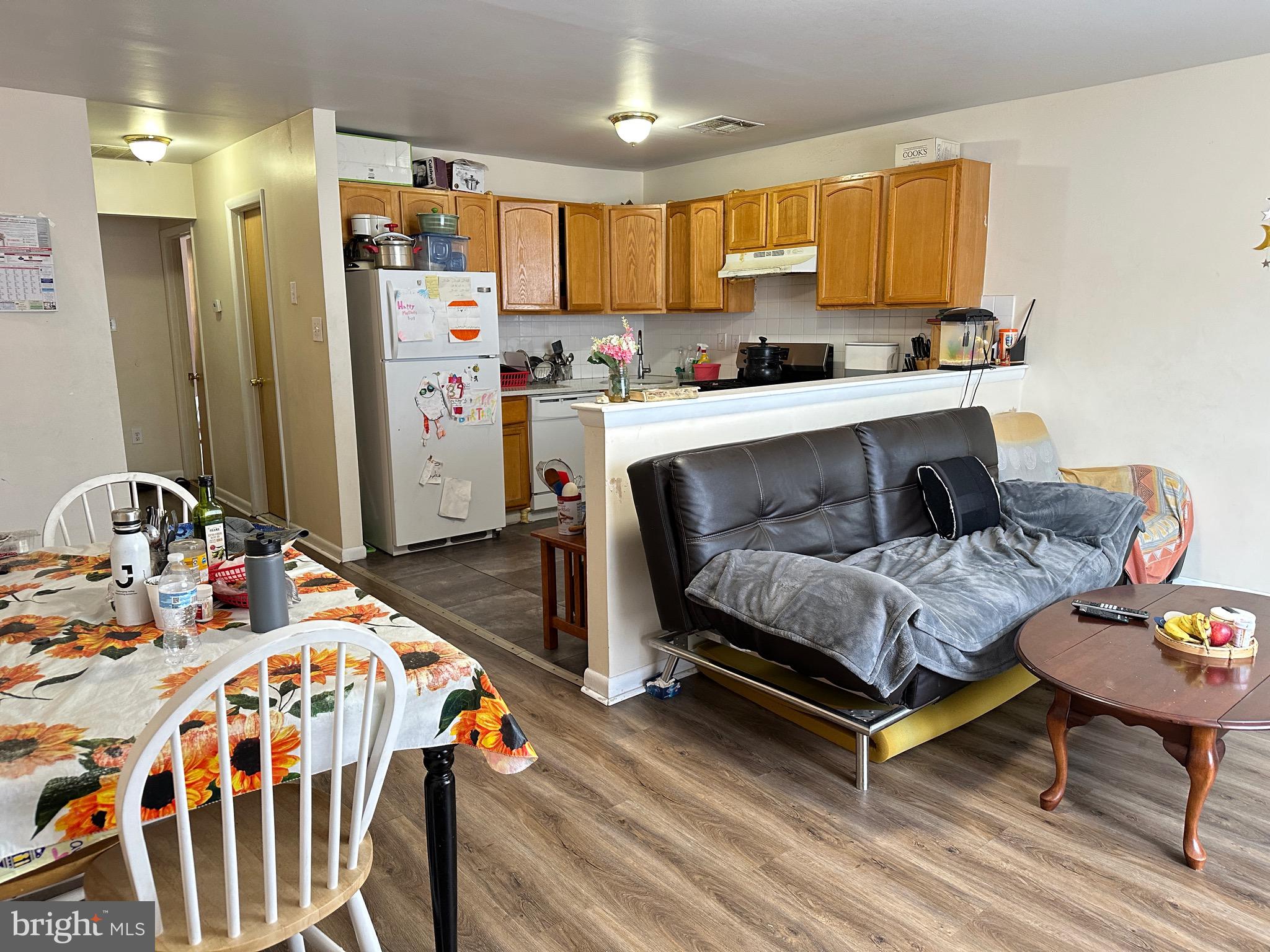 9424 Woodbridge Road Philadelphia, PA 19114 - Photo 7 of 16