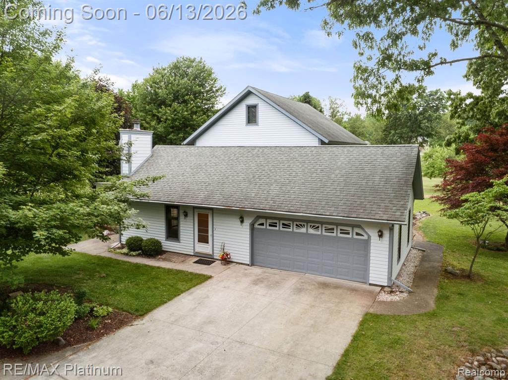 12902 Autumn Ridge Court Milford, MI 48380 - Photo 3 of 73