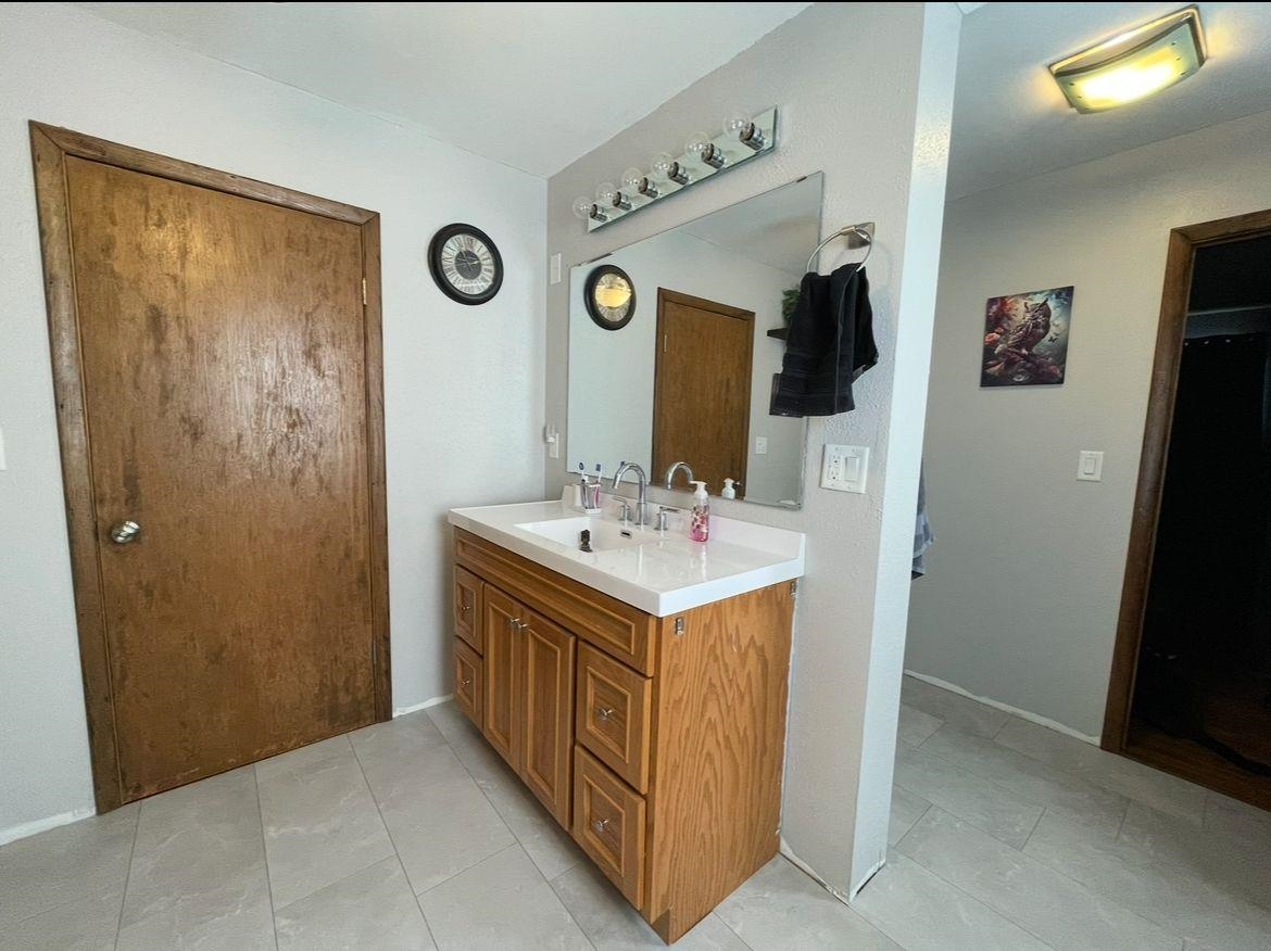 N2349 Overgaard Road Elroy, WI 53929 - Photo 17 of 36