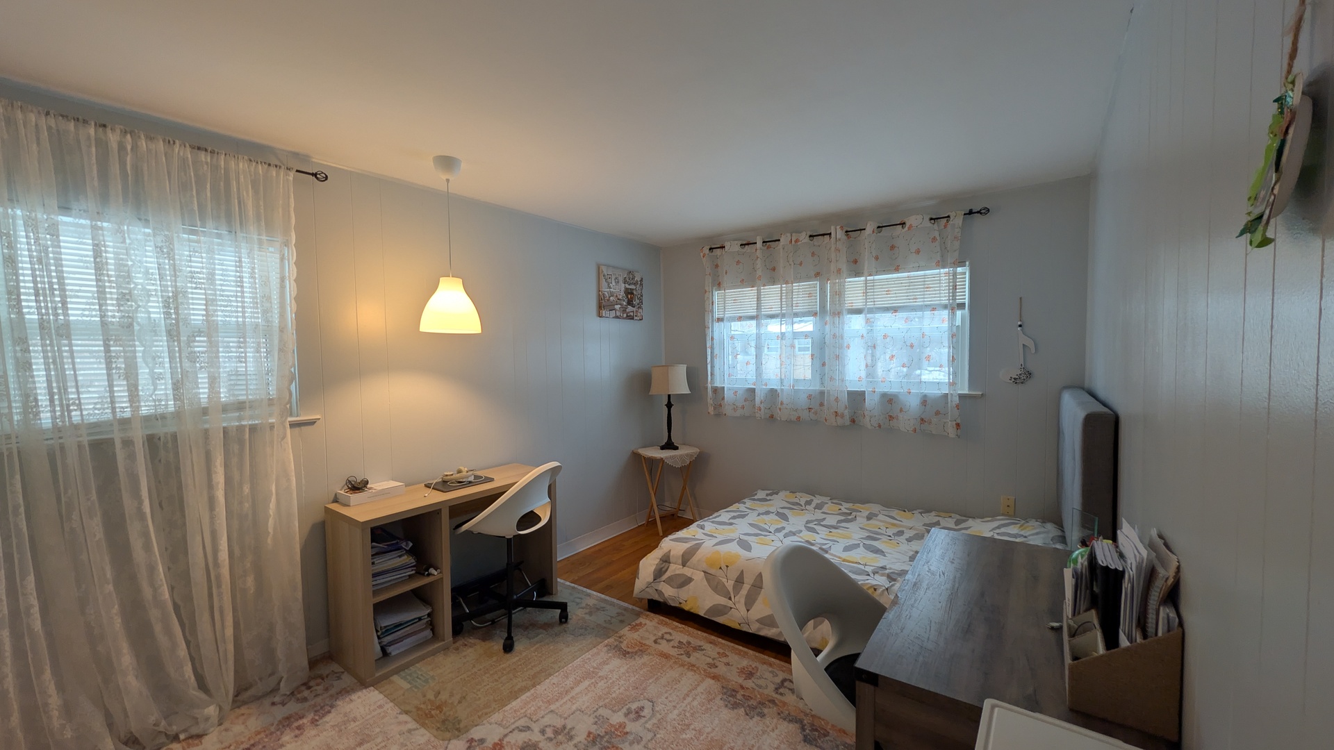 232 Kilpatrick Avenue Wilmette, IL 60091 - Photo 18 of 41 a bedroom with a bed and a window