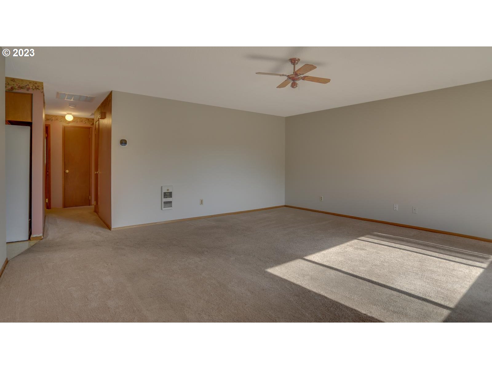 37665 Sandy Heights Street Sandy, OR 97055 - Photo 5 of 27 Gallery Image 5
