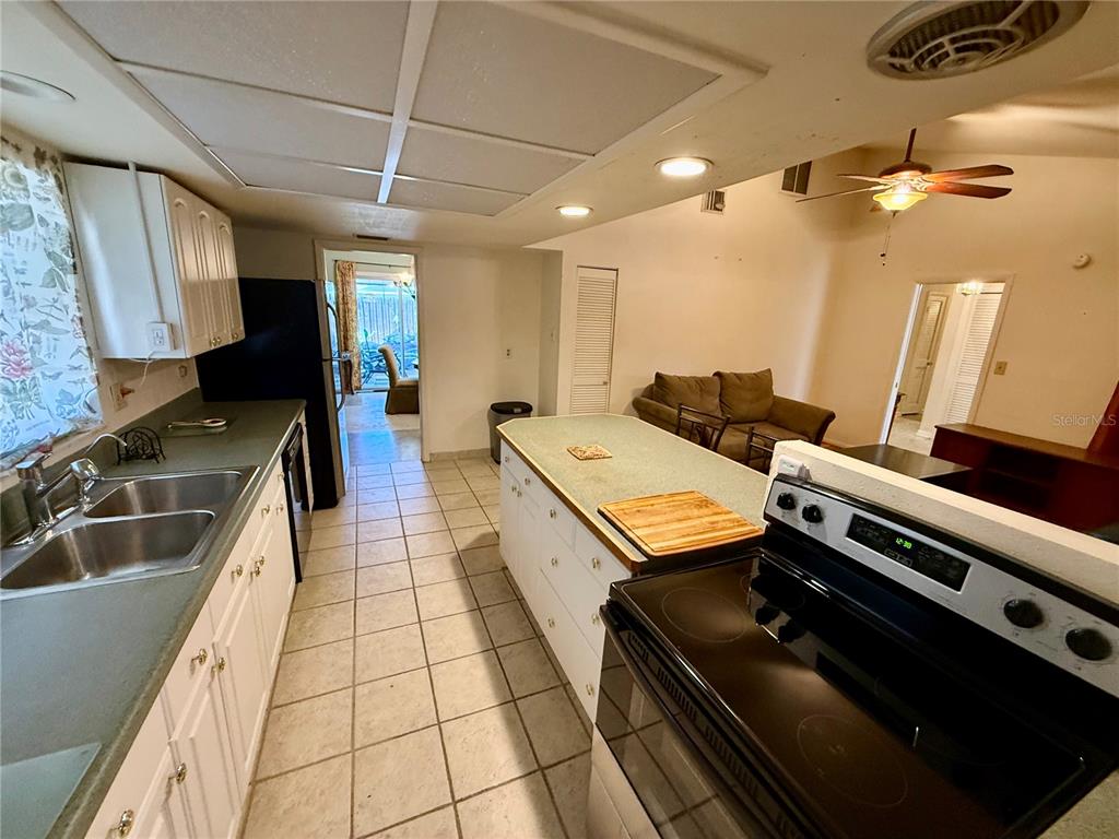 1004 Connecticut Road Tarpon Springs, FL 34689 - Photo 22 of 57