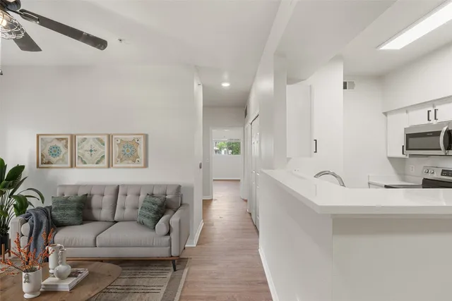 $155,000 | 2320 Gracy Farms Lane, Unit 323, Austin, TX 78758