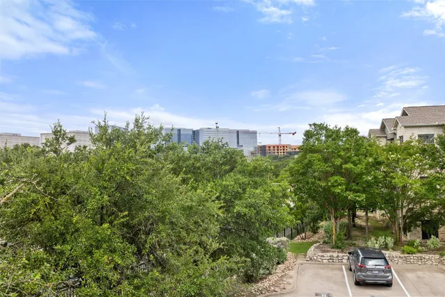 $155,000 | 2320 Gracy Farms Lane, Unit 323, Austin, TX 78758
