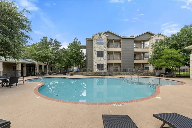 $155,000 | 2320 Gracy Farms Lane, Unit 323, Austin, TX 78758