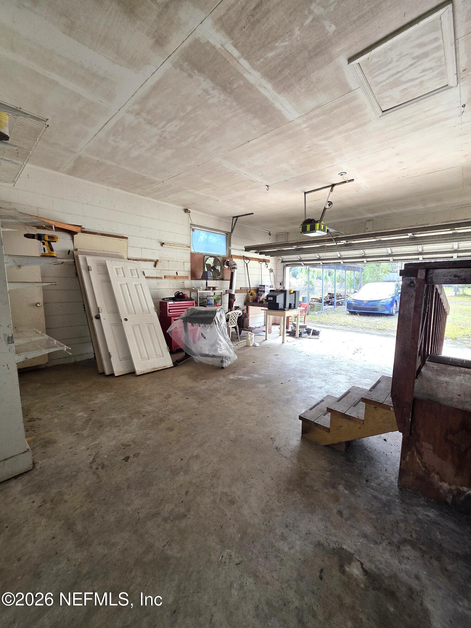 3091 Ogilvie Road Jacksonville, FL 32218 - Photo 14 of 22 20251203_113312