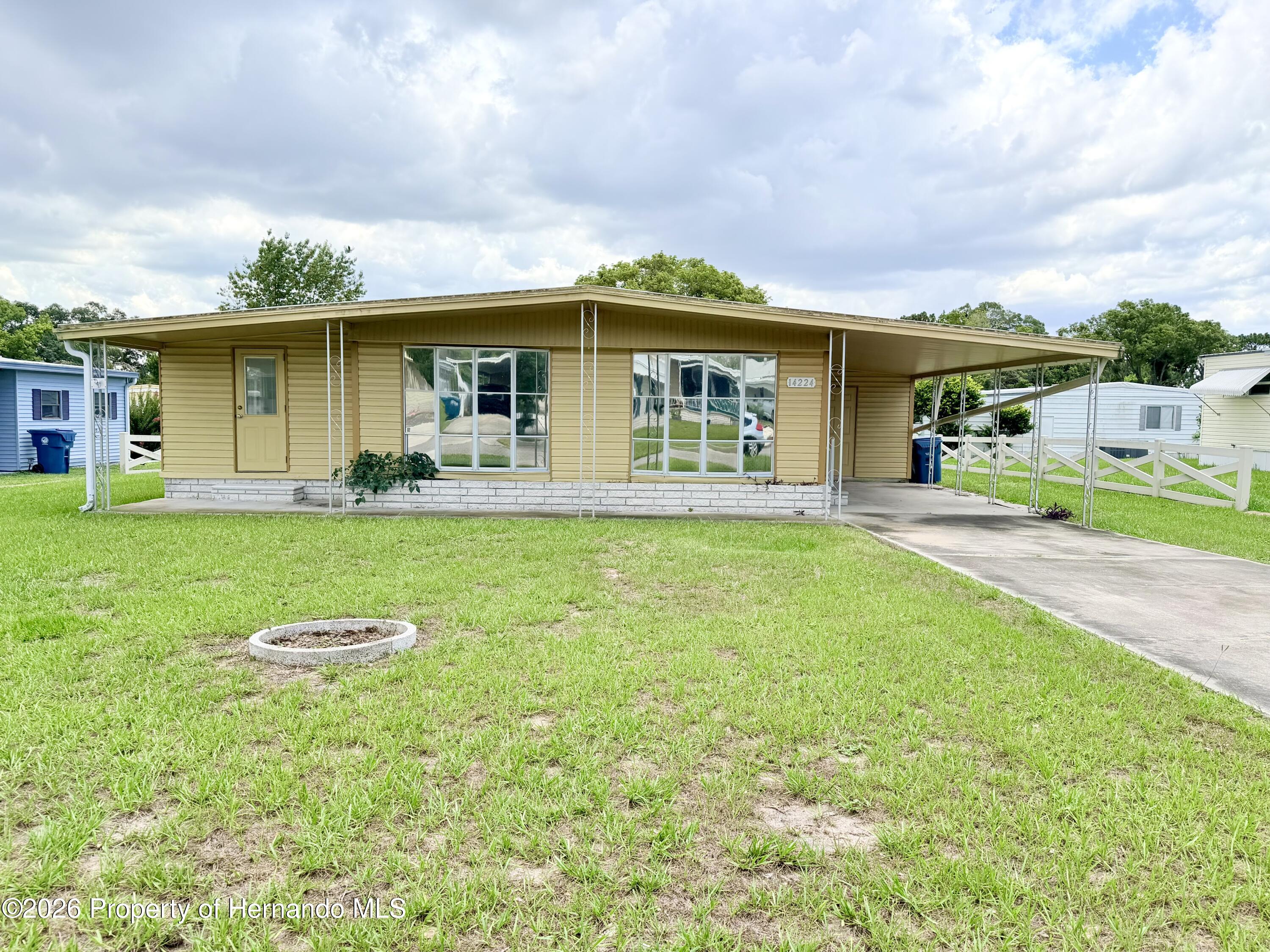 14224 Sandhurst Street Spring Hill, FL 34613 - Photo 2 of 29