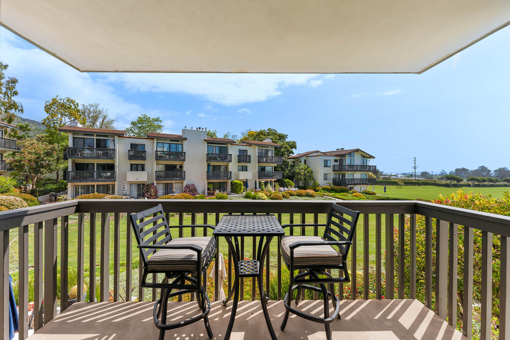 3375 Foothill Road, Unit 422 Carpinteria, CA 93013 - Photo 3 of 47 Patio setting - 3375 Foothill Rd 422