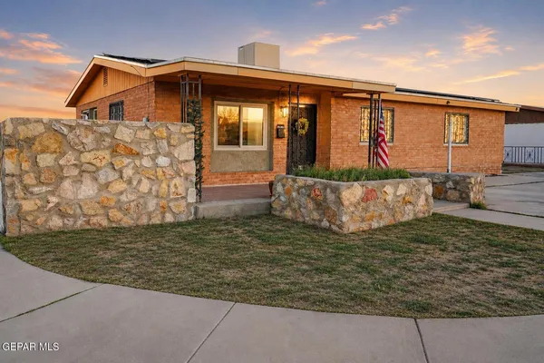 $210,000 | 964 Lomita Drive, El Paso, TX 79907