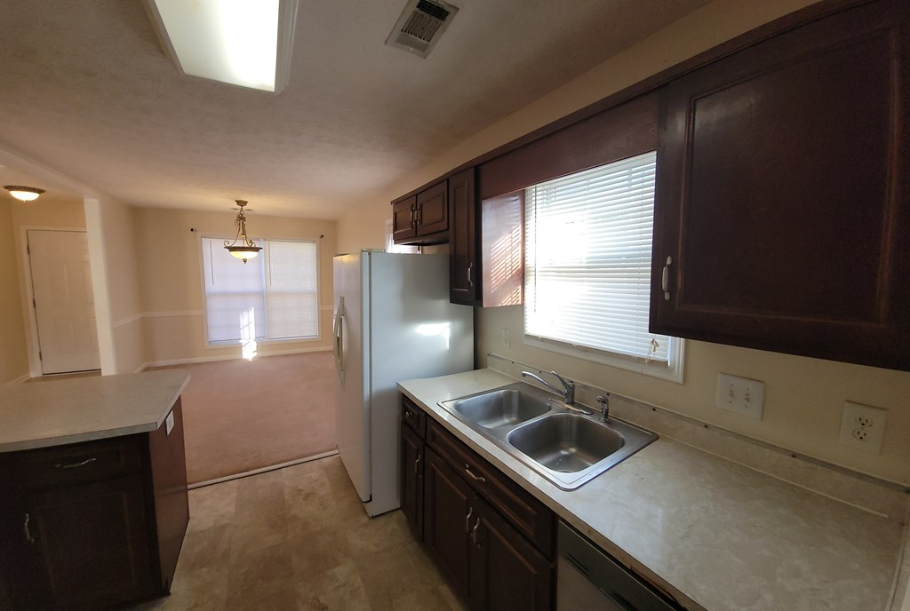 2004 Mitchell Ridge Court Columbus, GA 31907 - Photo 7 of 26 Gallery Image 7