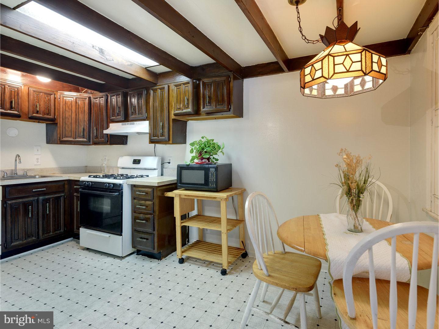 1332 Farrington Road Philadelphia, PA 19151 - Photo 11 of 22 Gallery Image 11