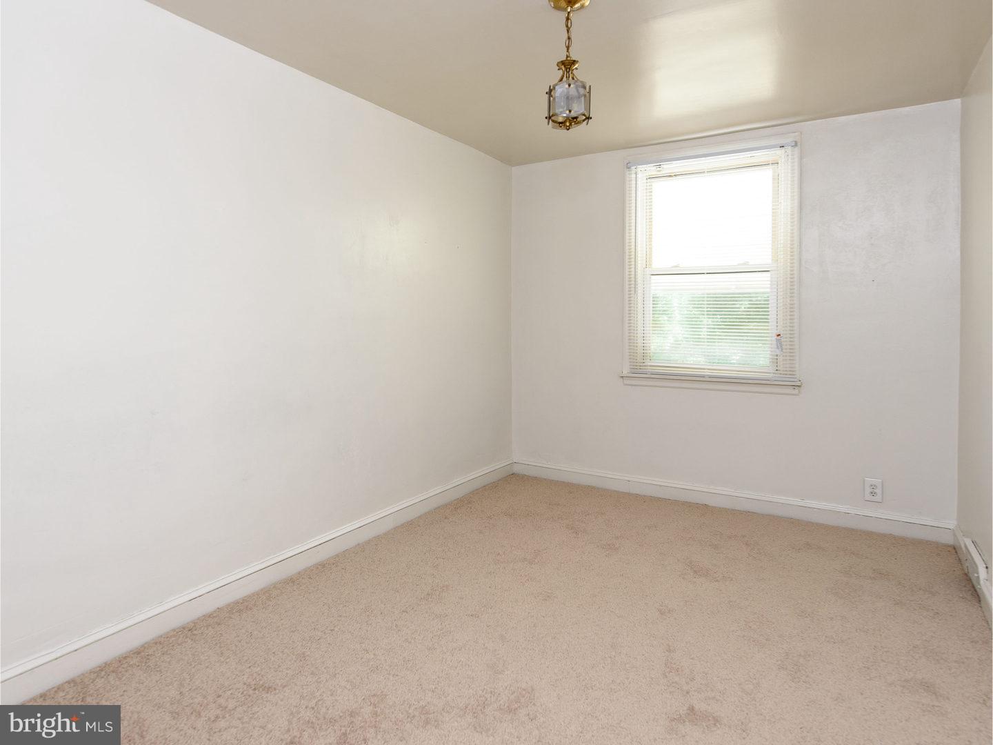 1332 Farrington Road Philadelphia, PA 19151 - Photo 15 of 22 Gallery Image 15