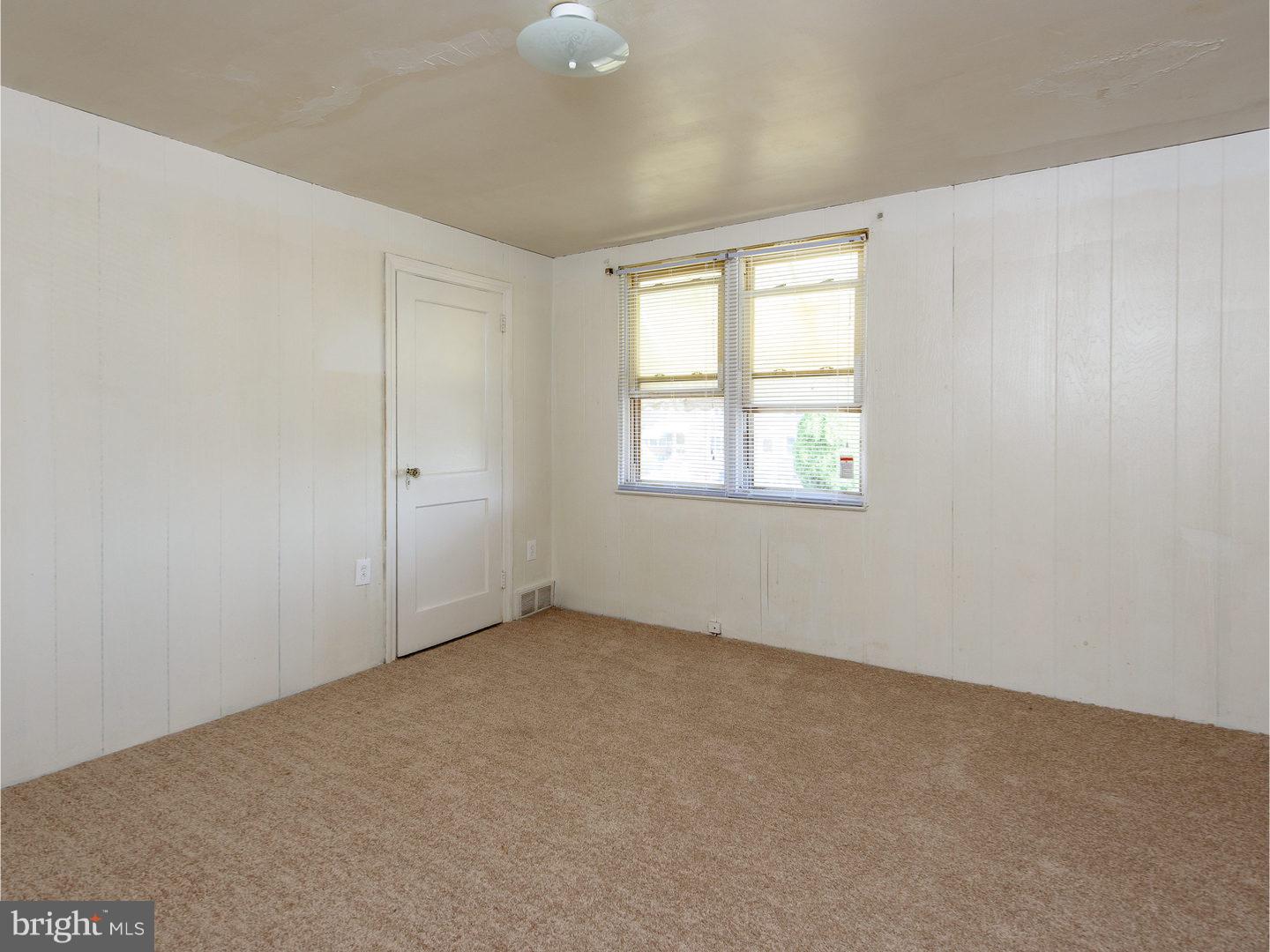 1332 Farrington Road Philadelphia, PA 19151 - Photo 16 of 22 Gallery Image 16