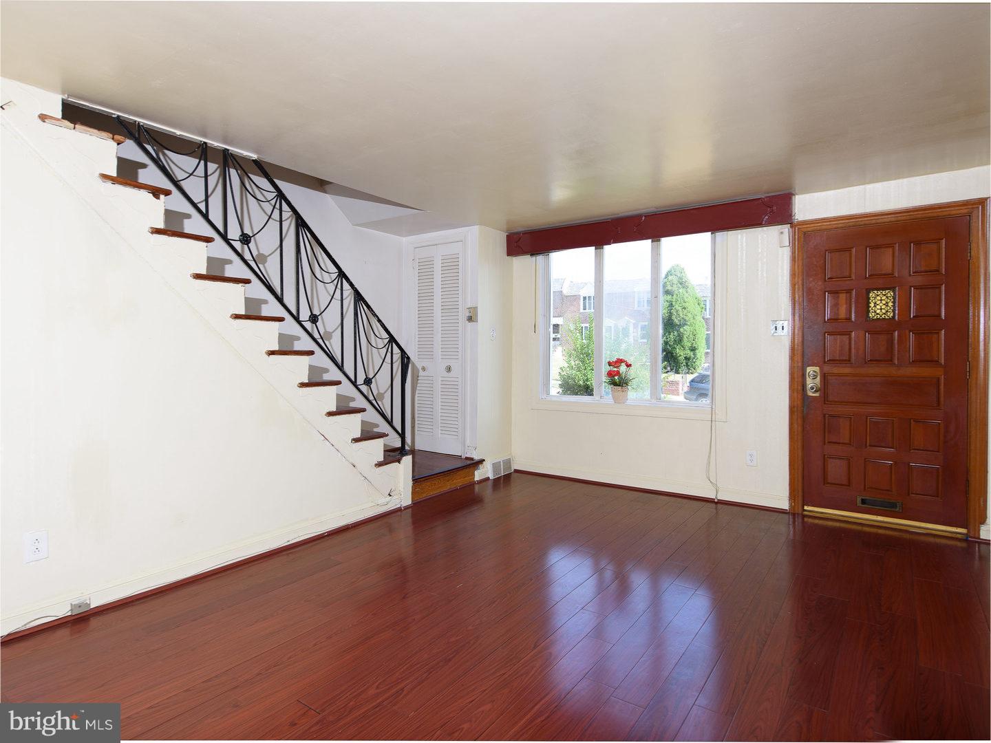 1332 Farrington Road Philadelphia, PA 19151 - Photo 3 of 22 Gallery Image 3