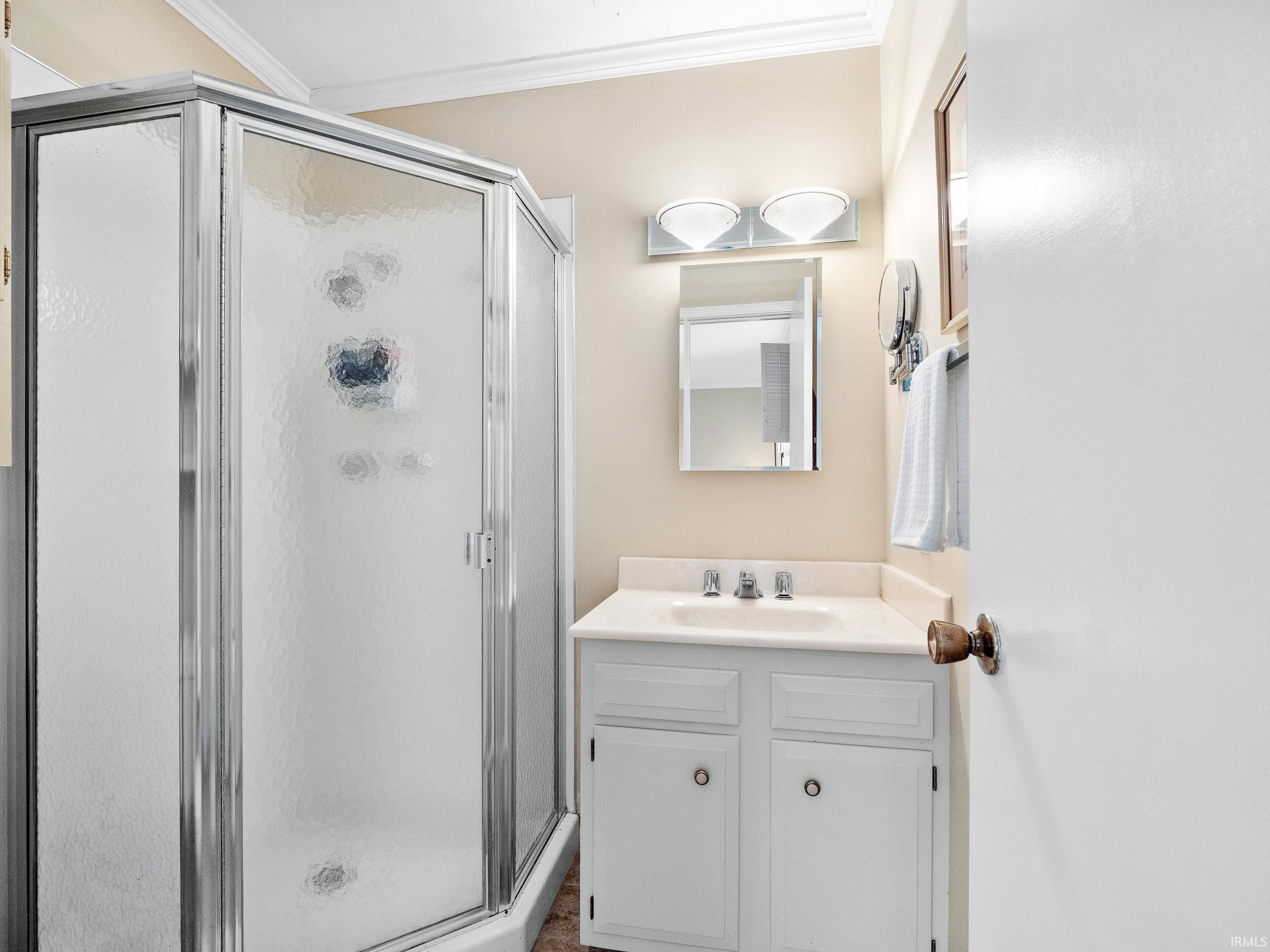 8942 East Hatchery Road, Unit 6 Syracuse, IN 46567 - Photo 24 of 36 Gallery Image 24