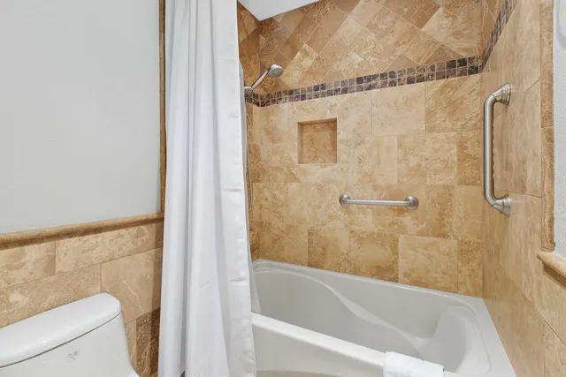 $829,900 | 76950 Iroquois Drive, Indian Wells, CA 92210