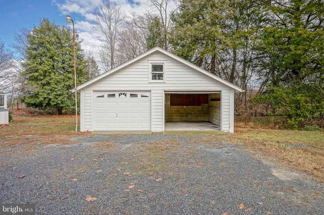 $1,400 | 172 B Stewart Road, Pilesgrove, NJ 08098
