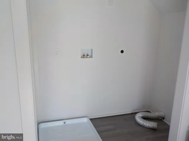 $1,400 | 172 B Stewart Road, Pilesgrove, NJ 08098