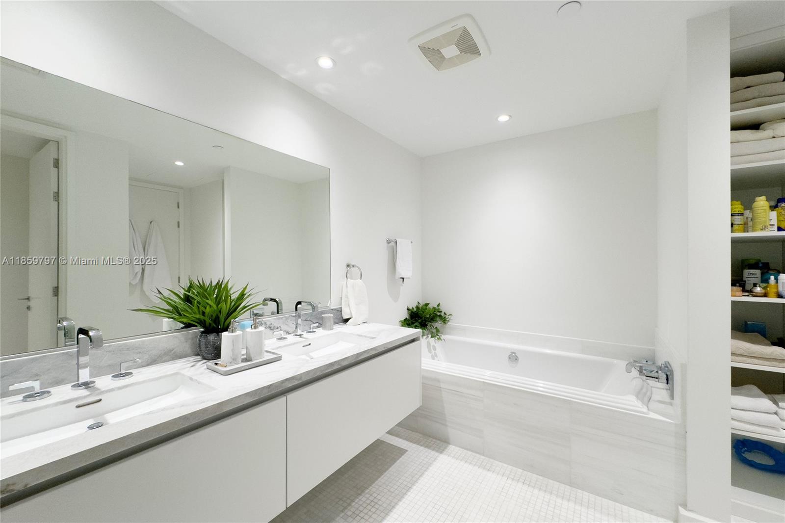 700 Northeast 26th Terrace, Unit 2601 Miami, FL 33137 - Photo 17 of 27