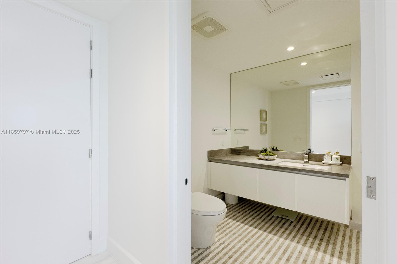 700 Northeast 26th Terrace, Unit 2601 Miami, FL 33137 - Photo 21 of 27