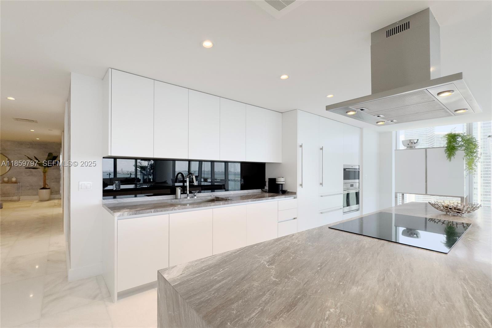 700 Northeast 26th Terrace, Unit 2601 Miami, FL 33137 - Photo 10 of 27