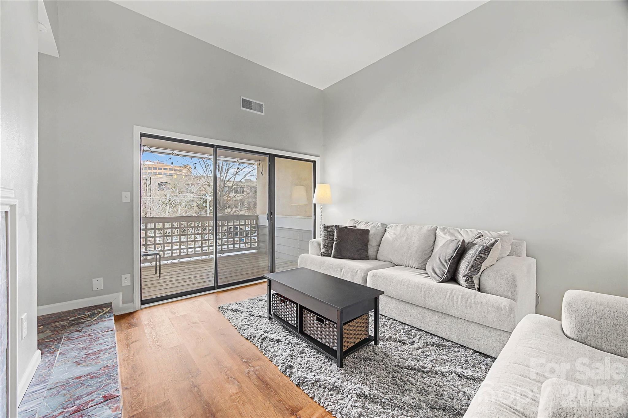 232 Queens Road, Unit 45 Charlotte, NC 28204 - Photo 13 of 28