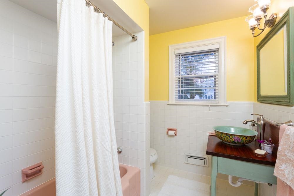 210 Edgewood Road Staunton, VA 24401 - Photo 28 of 41 a bathroom with a sink and a window