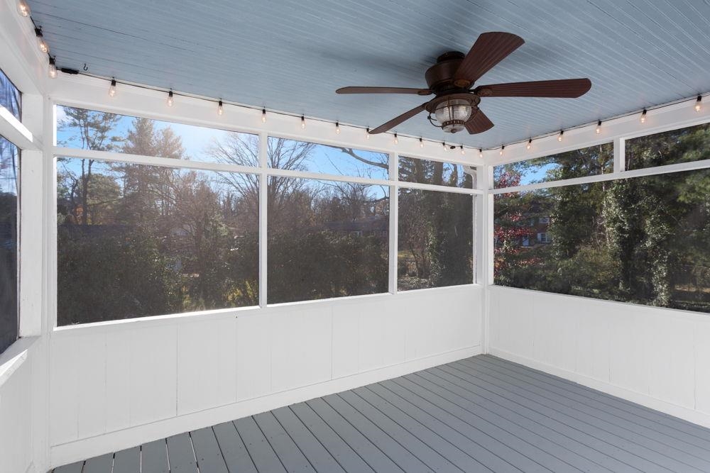 210 Edgewood Road Staunton, VA 24401 - Photo 31 of 41 a view of a indoor basketball court