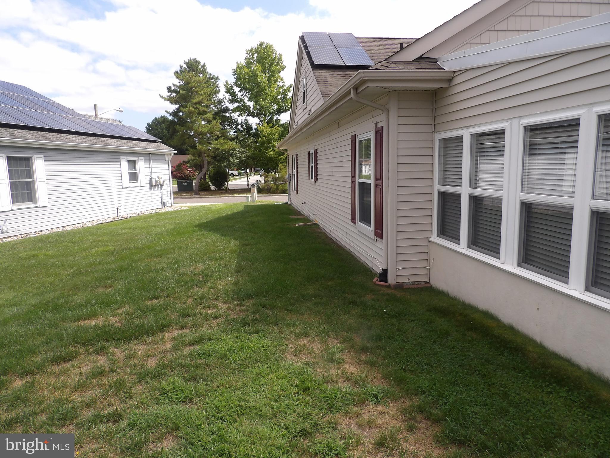 8 Westminster Drive Southampton, NJ 08088 - Photo 3 of 27