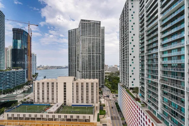 $650,000 | 41 Southeast 5th Street, Unit 1202, Miami, FL 33131