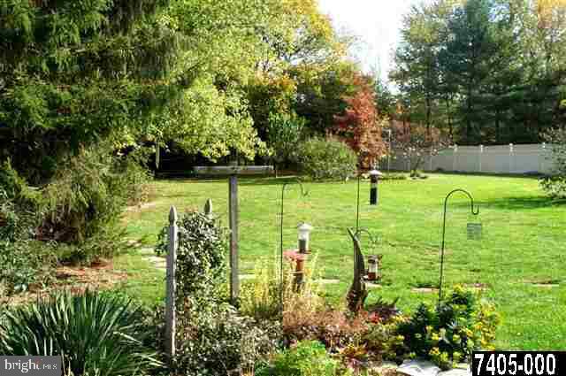 305 Brough Road Abbottstown, PA 17301 - Photo 6 of 18 Gallery Image 6