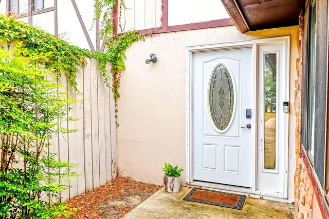 $314,999 | 209 Honeytree Lane Southwest, Fort Walton Beach, FL 32548