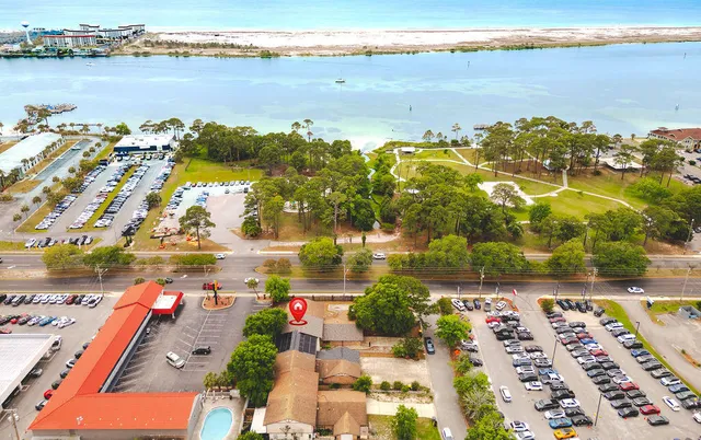 $314,999 | 209 Honeytree Lane Southwest, Fort Walton Beach, FL 32548