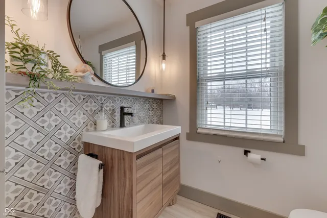 $735,000 | 4529 West Private Road 170, Shelbyville, IN 46176