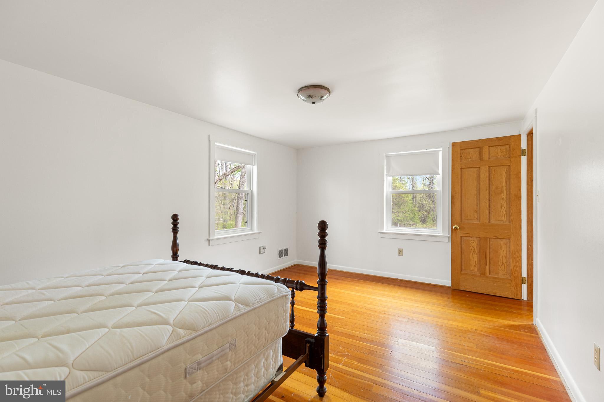 8358 Botha Road Warrenton, VA 20186 - Photo 23 of 35 Bedroom