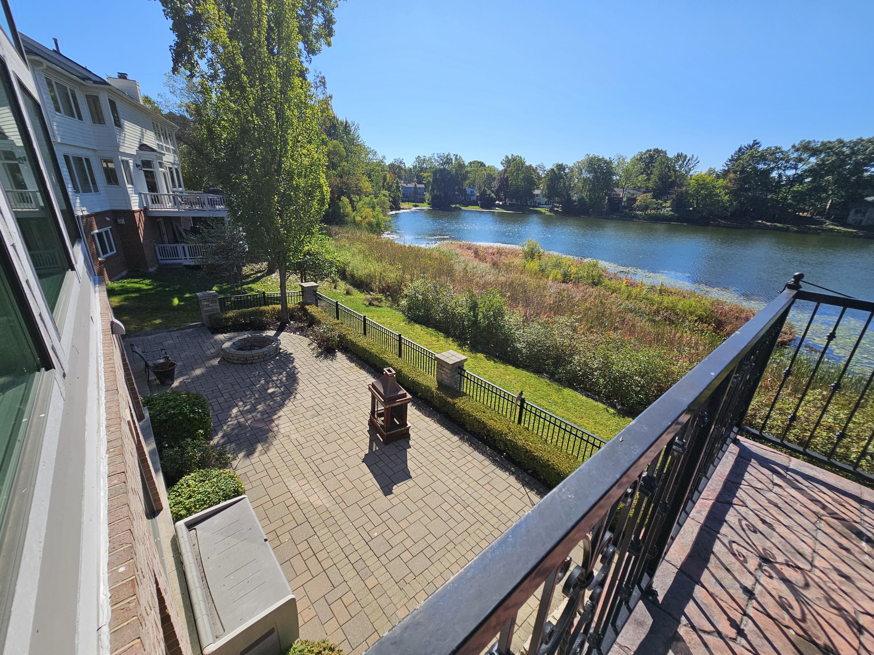 3367 Lone Pine Road West Bloomfield, MI 48323 - Photo 8 of 62 8