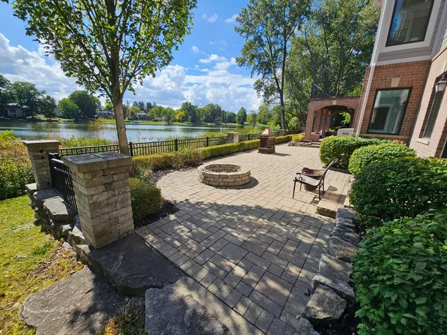 $1,750,000 | 3367 Lone Pine Road, West Bloomfield, MI 48323