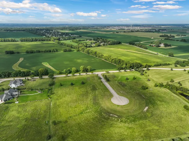 $79,900 | 8737 Buck Court, Yorkville, IL 60560