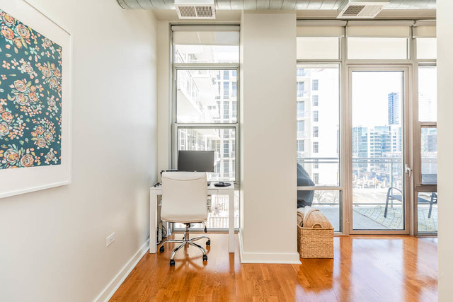 901 West Madison Street, Unit 605 Chicago, IL 60607 - Photo 11 of 34