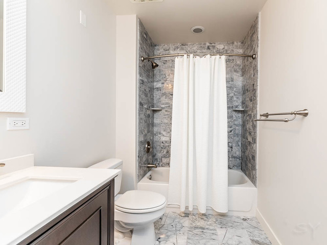 901 West Madison Street, Unit 605 Chicago, IL 60607 - Photo 28 of 34