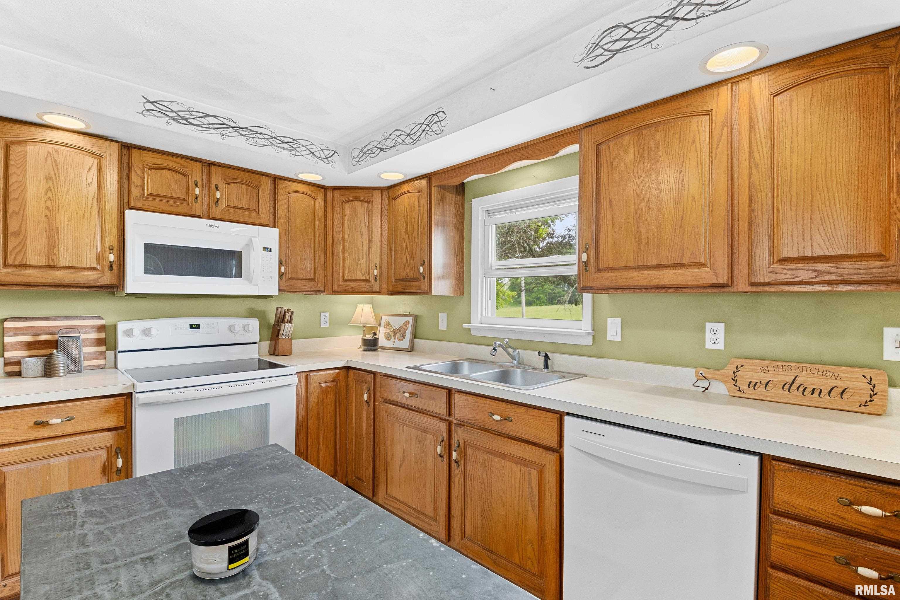 10601 West Mendell Road Princeville, IL 61559 - Photo 21 of 45 Gallery Image 21