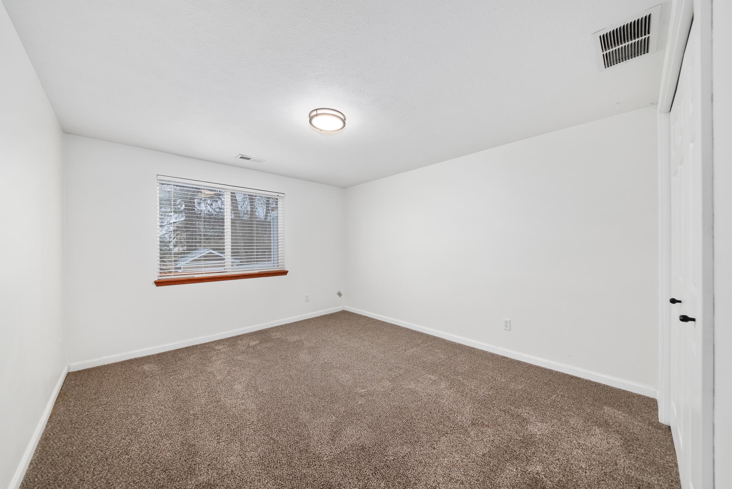 17611 Horseman Drive Colbert, WA 99005 - Photo 34 of 47
