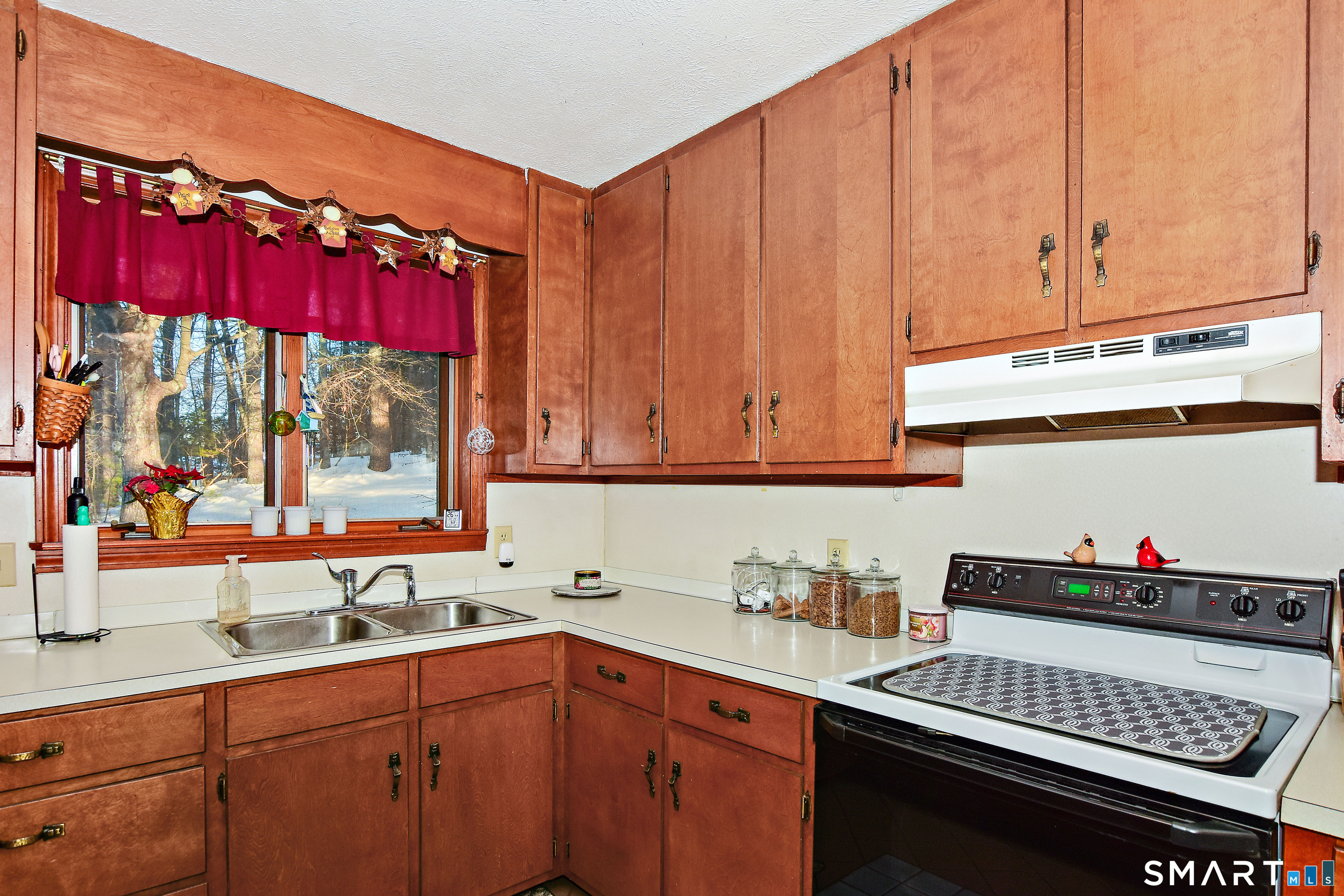 152 Country Club Road Killingly, CT 06241 - Photo 20 of 37