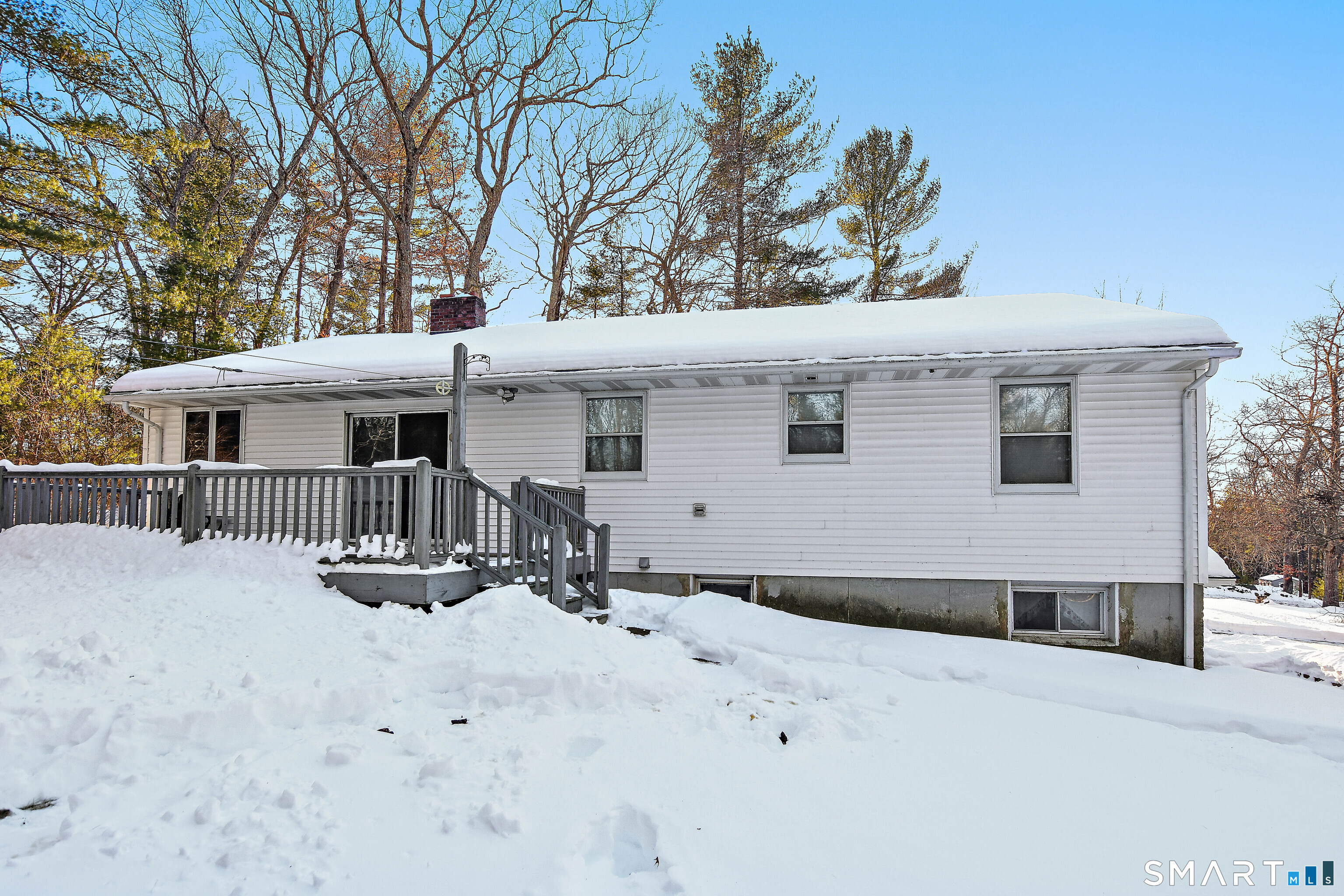 152 Country Club Road Killingly, CT 06241 - Photo 4 of 37